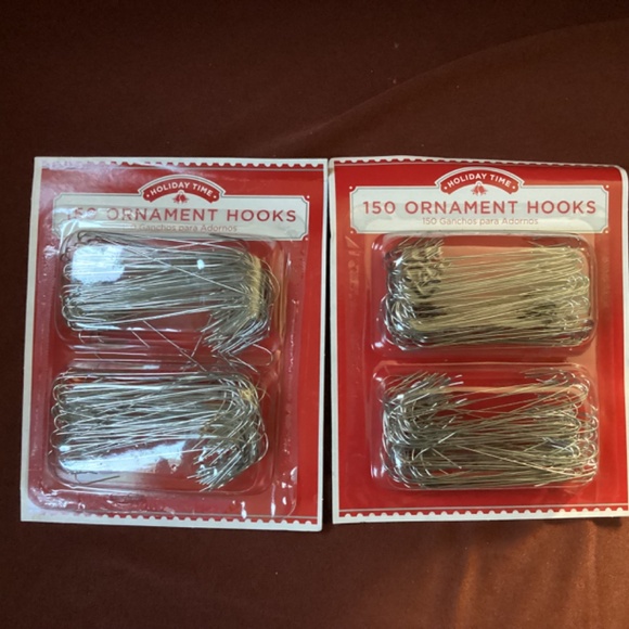 Holiday Time Ornament Hooks Bundle New 150 count/pack - Picture 3 of 8